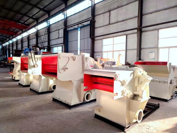 木材粉碎机设备